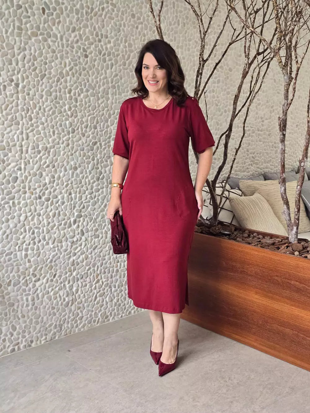 VESTIDO MAXI MIDI COM BOLSOS VINHO